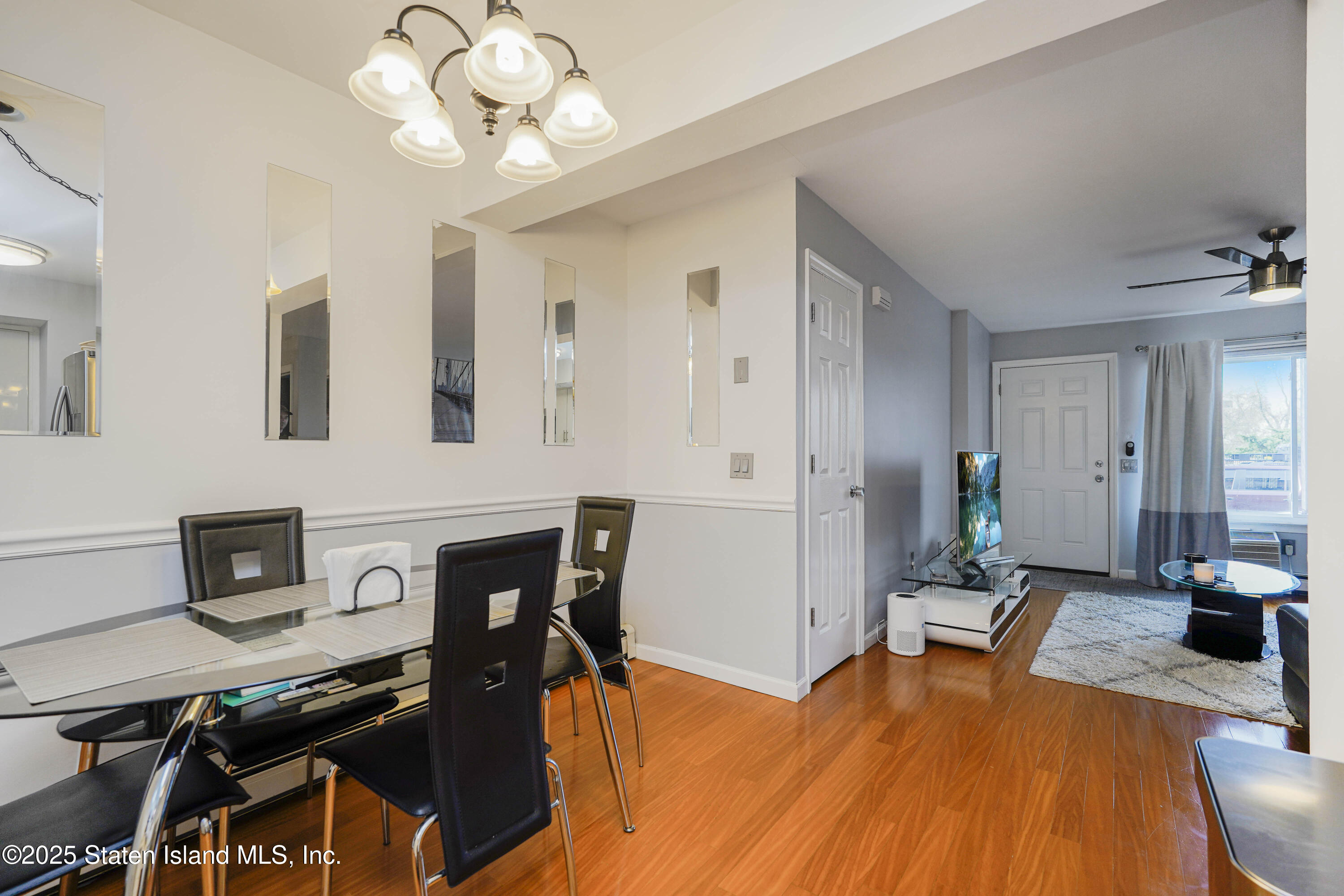 72 Lamped Loop, Staten Island, New York image 13