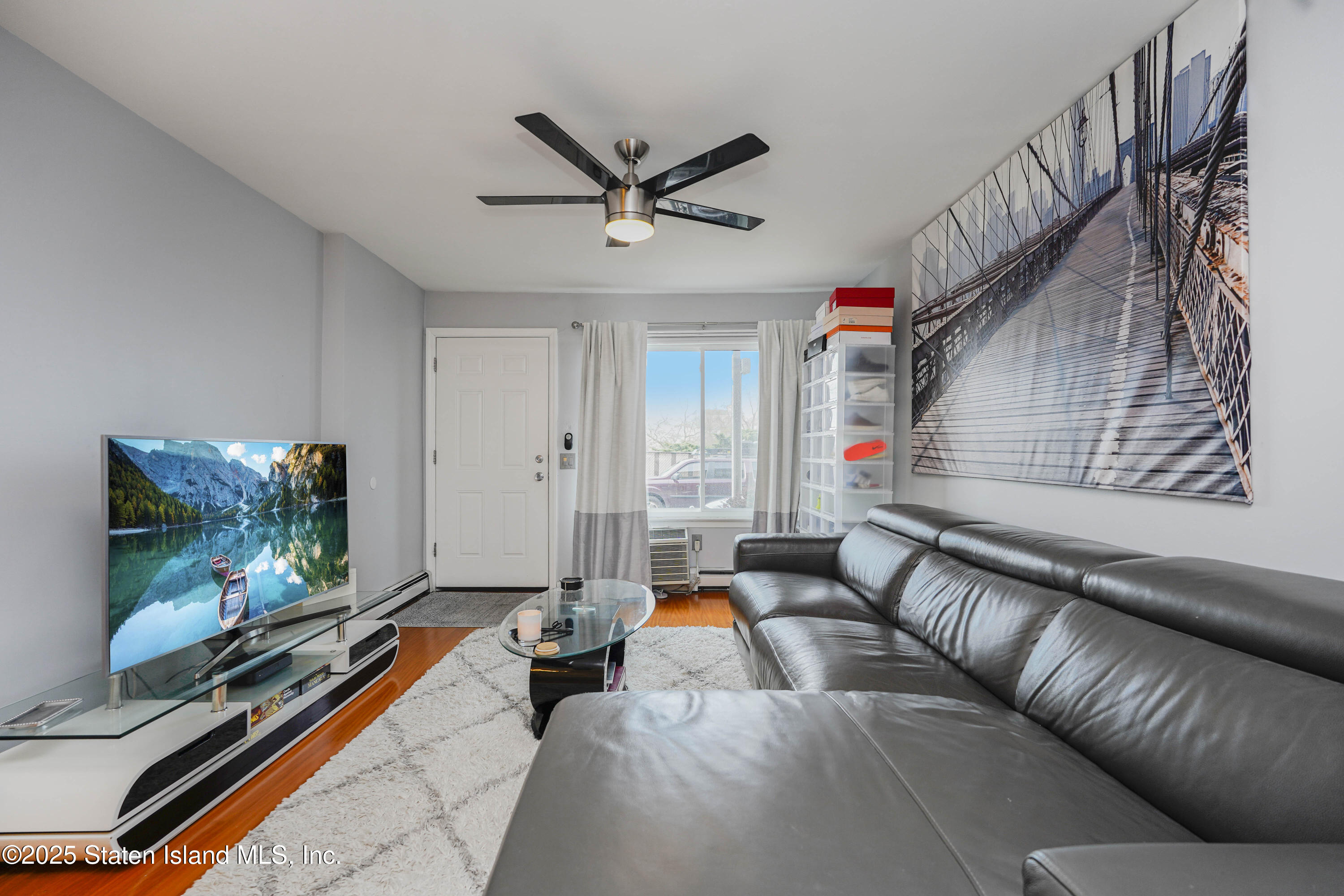 72 Lamped Loop, Staten Island, New York image 6