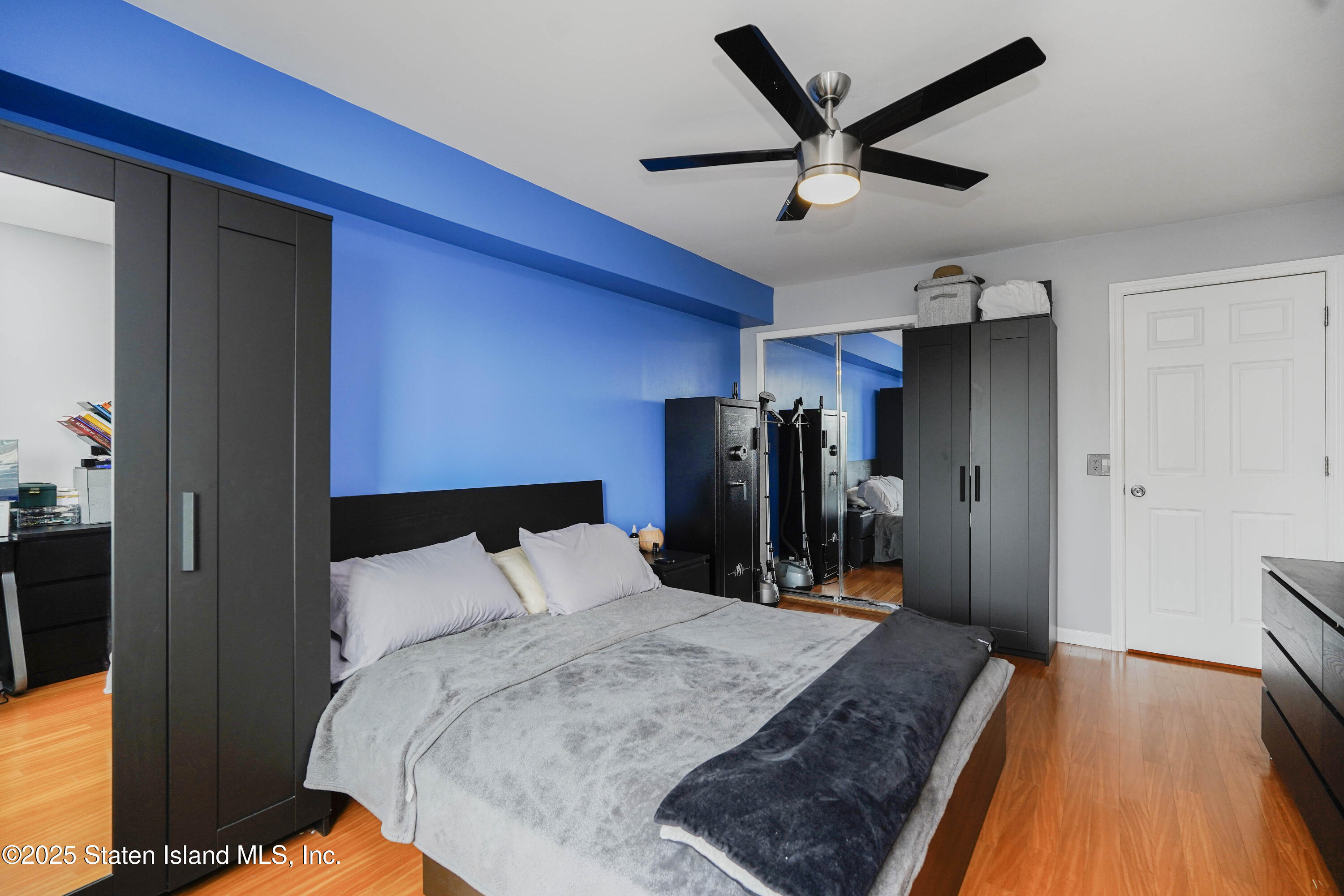 72 Lamped Loop, Staten Island, New York image 16