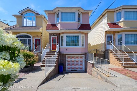 Photo of 269 Clifton Avenue, Staten Island, NY 10305 (MLS # 2504199)