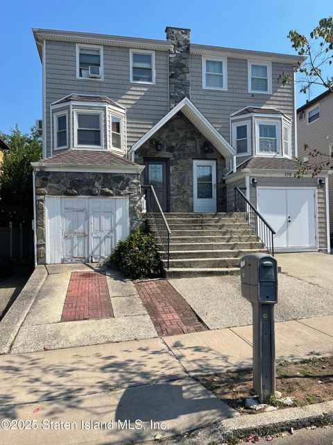 Photo of 181 Mcveigh Avenue, Staten Island, NY 10314 (MLS # 2505505)
