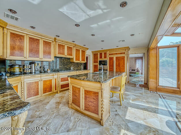 10 Arbutus Way, Staten Island, New York image 14
