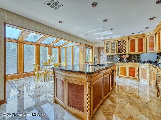 10 Arbutus Way, Staten Island, New York image 16
