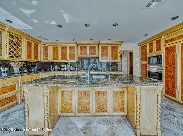 10 Arbutus Way, Staten Island, New York image 15