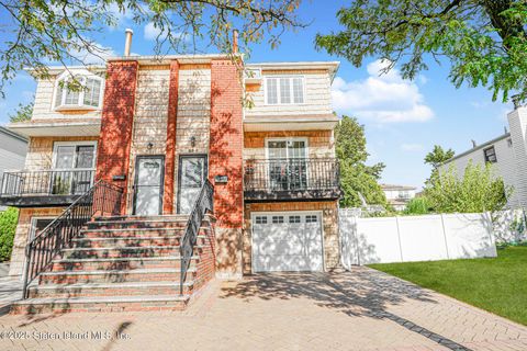 Photo of 259 Brookfield Avenue, Staten Island, NY 10308 (MLS # 2505451)