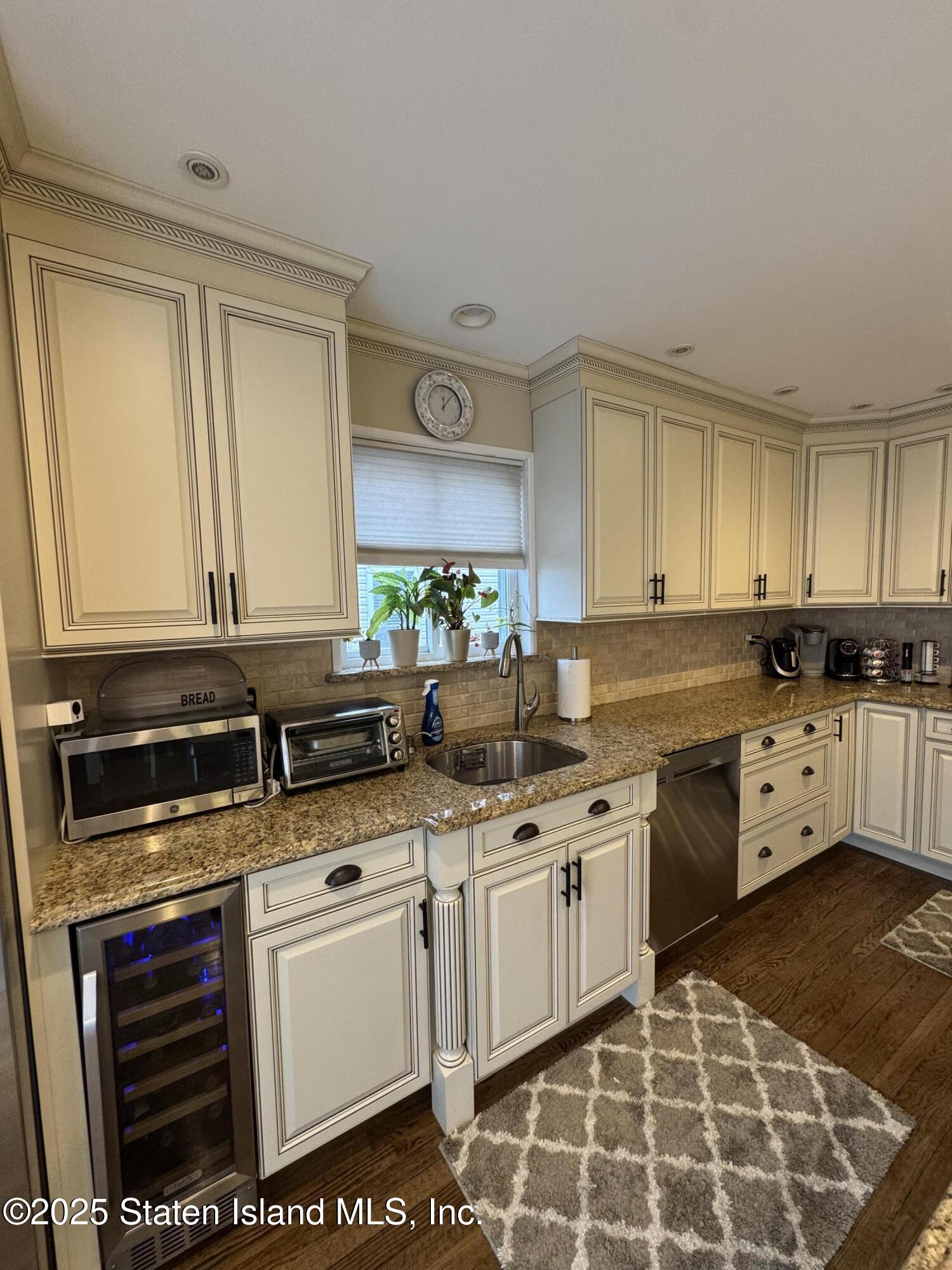 476 Riga Street, Staten Island, New York image 3