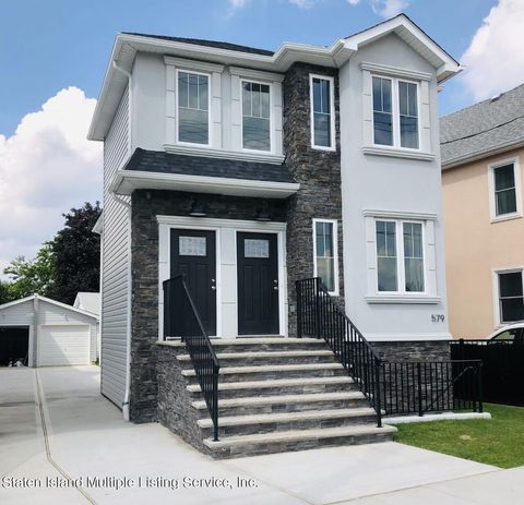 Photo of 579 West Caswell Avenue #1, Staten Island, NY 10314 (MLS # 1159720)