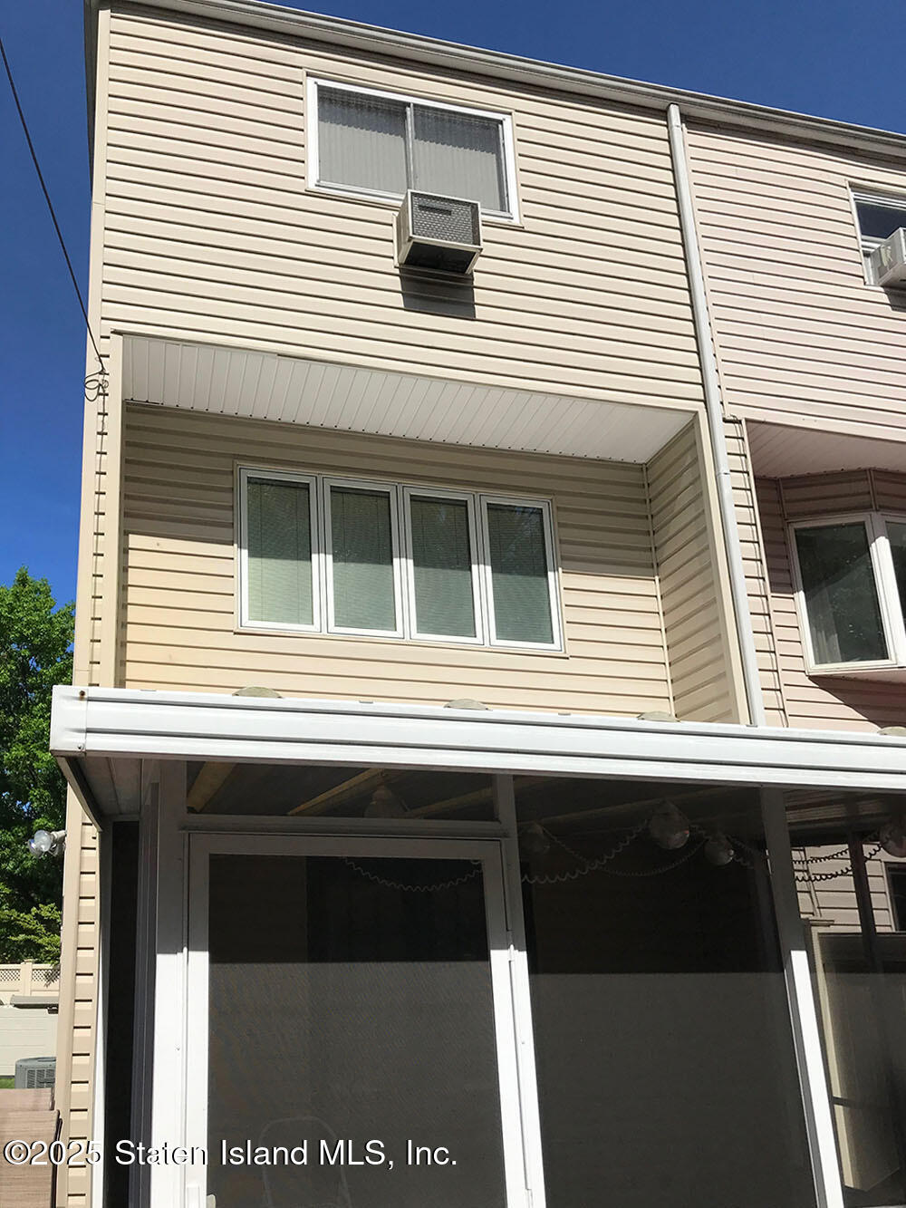 4 Russek Drive, Staten Island, New York image 32