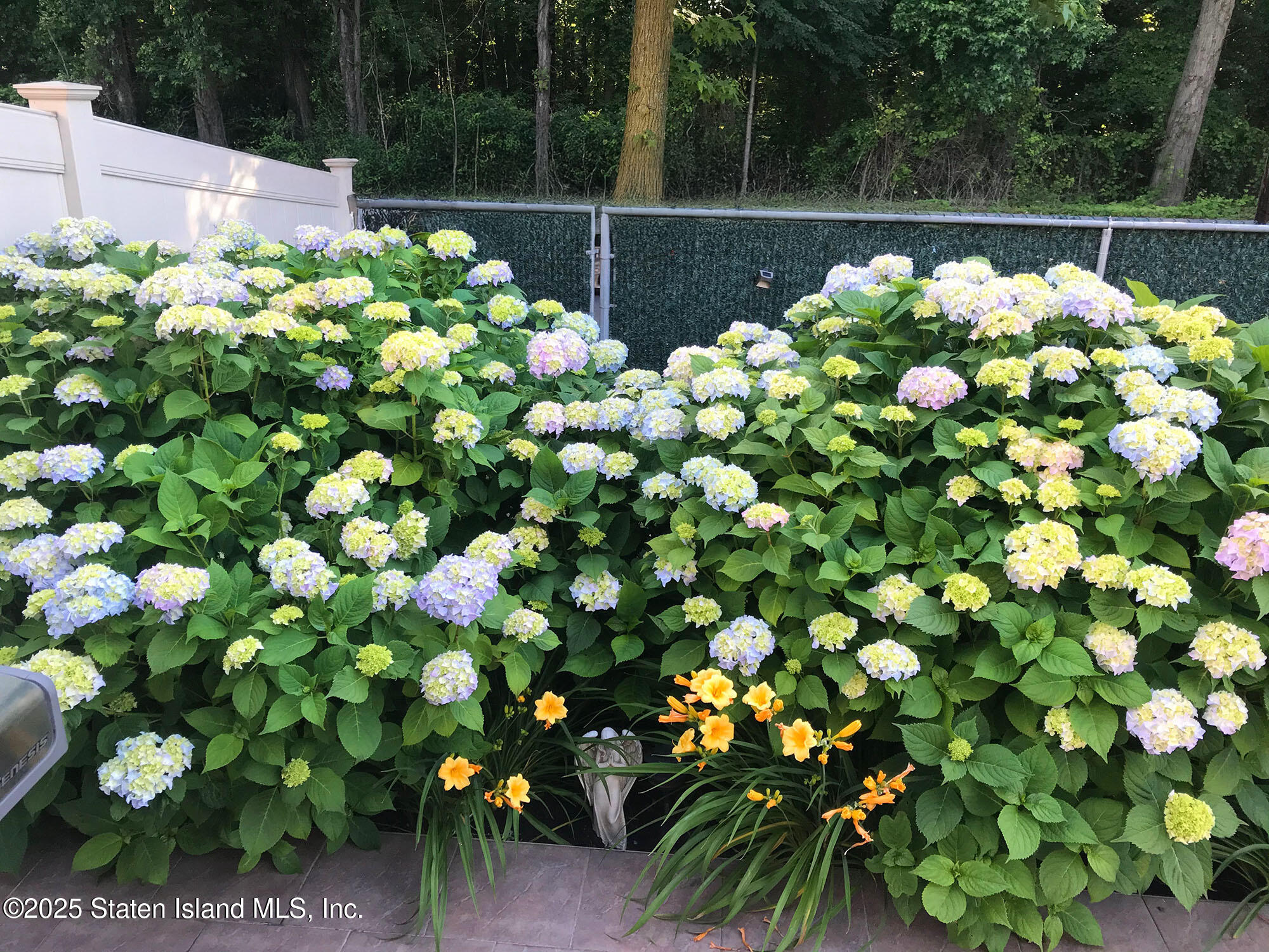 4 Russek Drive, Staten Island, New York image 36