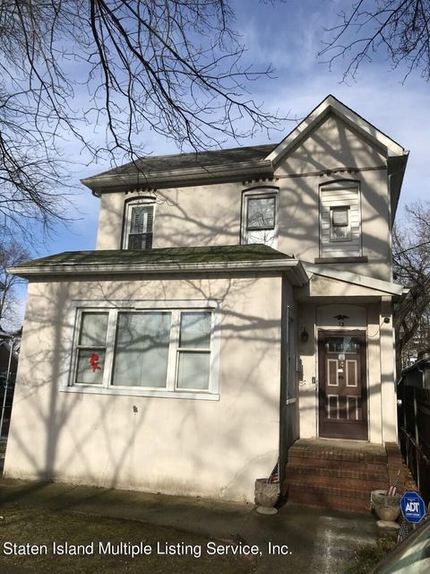 Photo of 13 Bank Place, Staten Island, NY 10304 (MLS # 1160561)