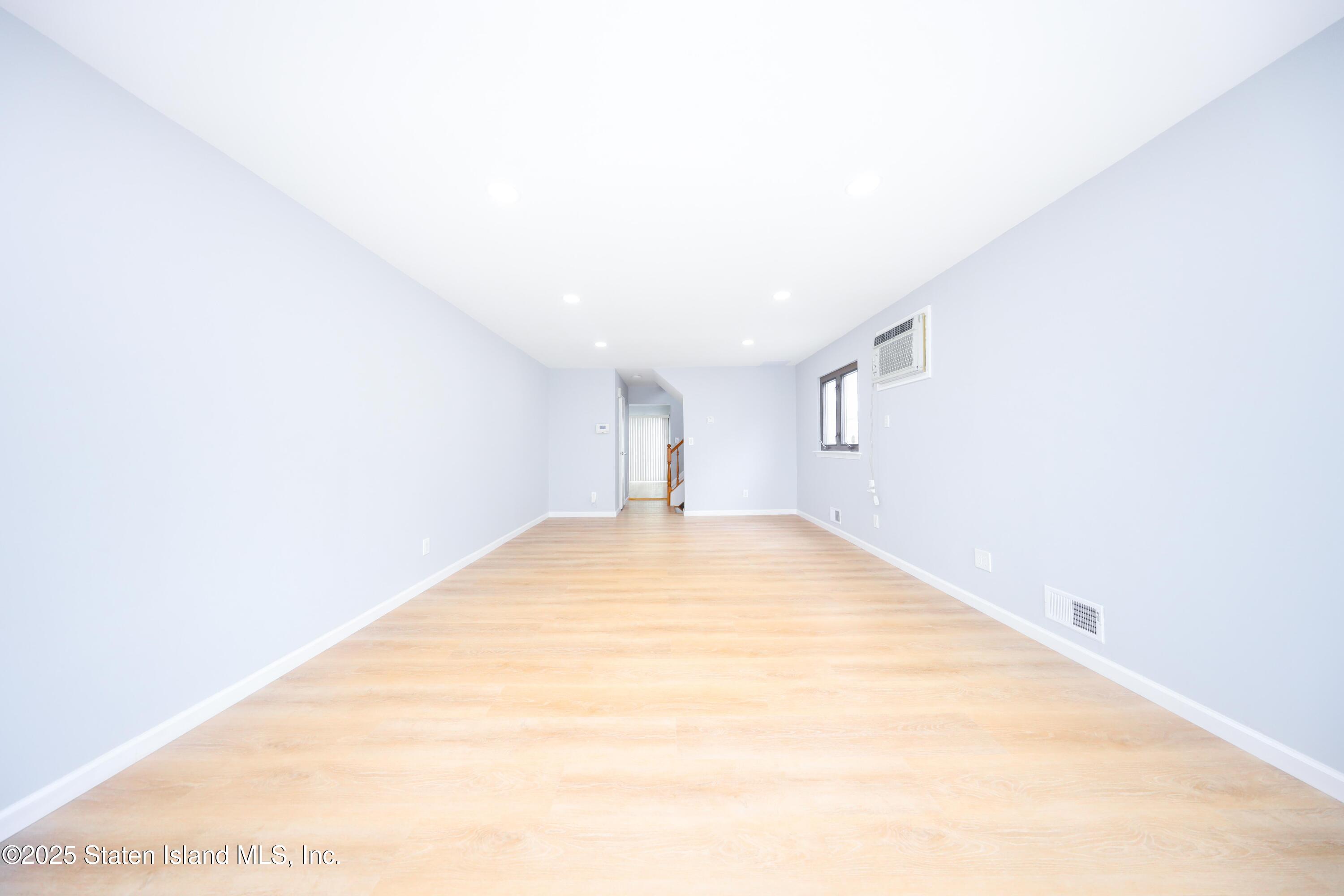 18 Rowan Avenue, Staten Island, New York image 14