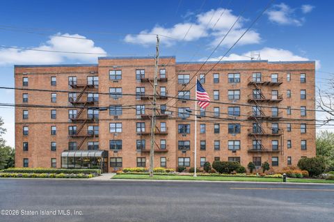Photo of 1160 Richmond Road #4g, Staten Island, NY 10304 (MLS # 2601035)