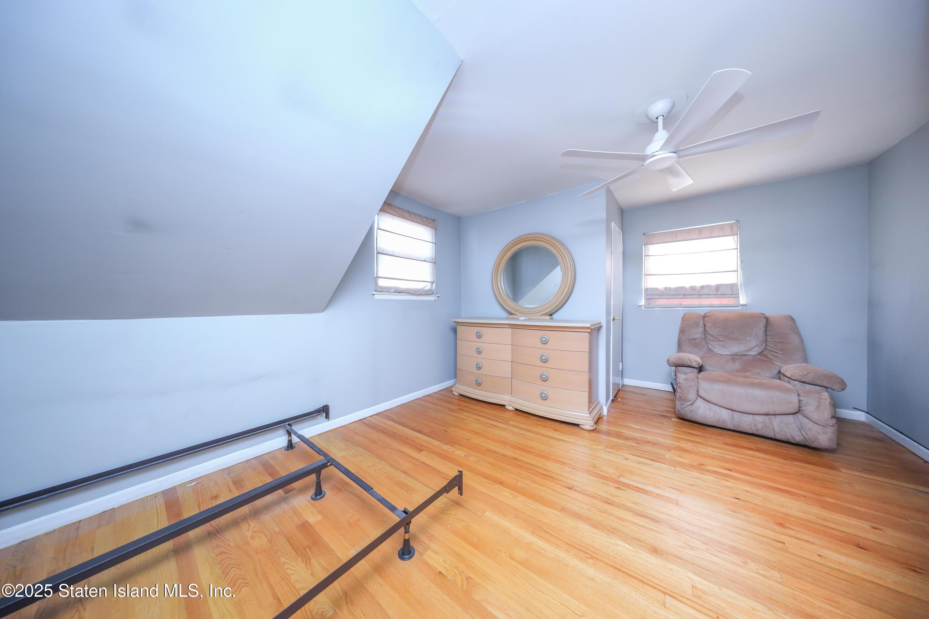 4325 Hylan Boulevard, Staten Island, New York image 31