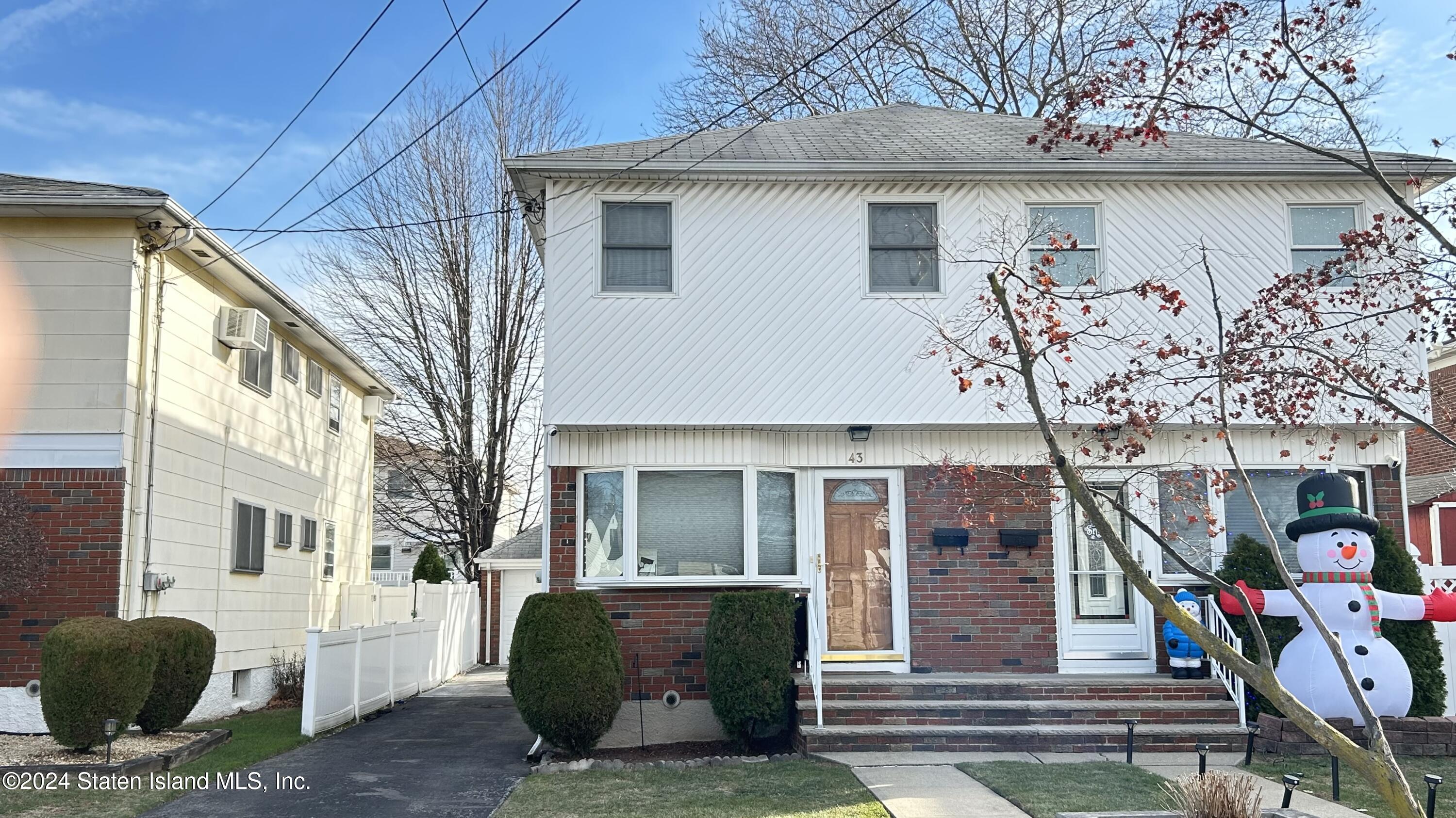 43 Tremont Avenue, Staten Island, New York image 1