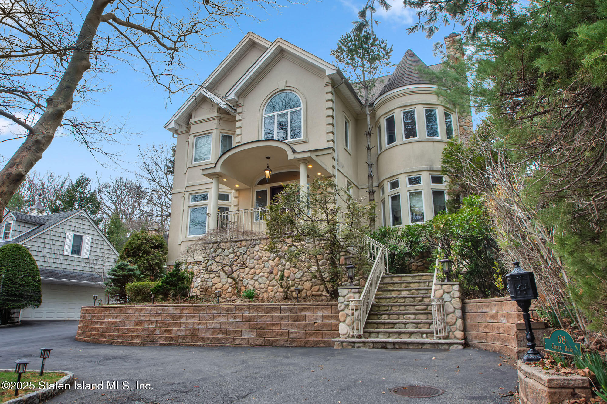 68 Circle Road, Staten Island, New York image 1