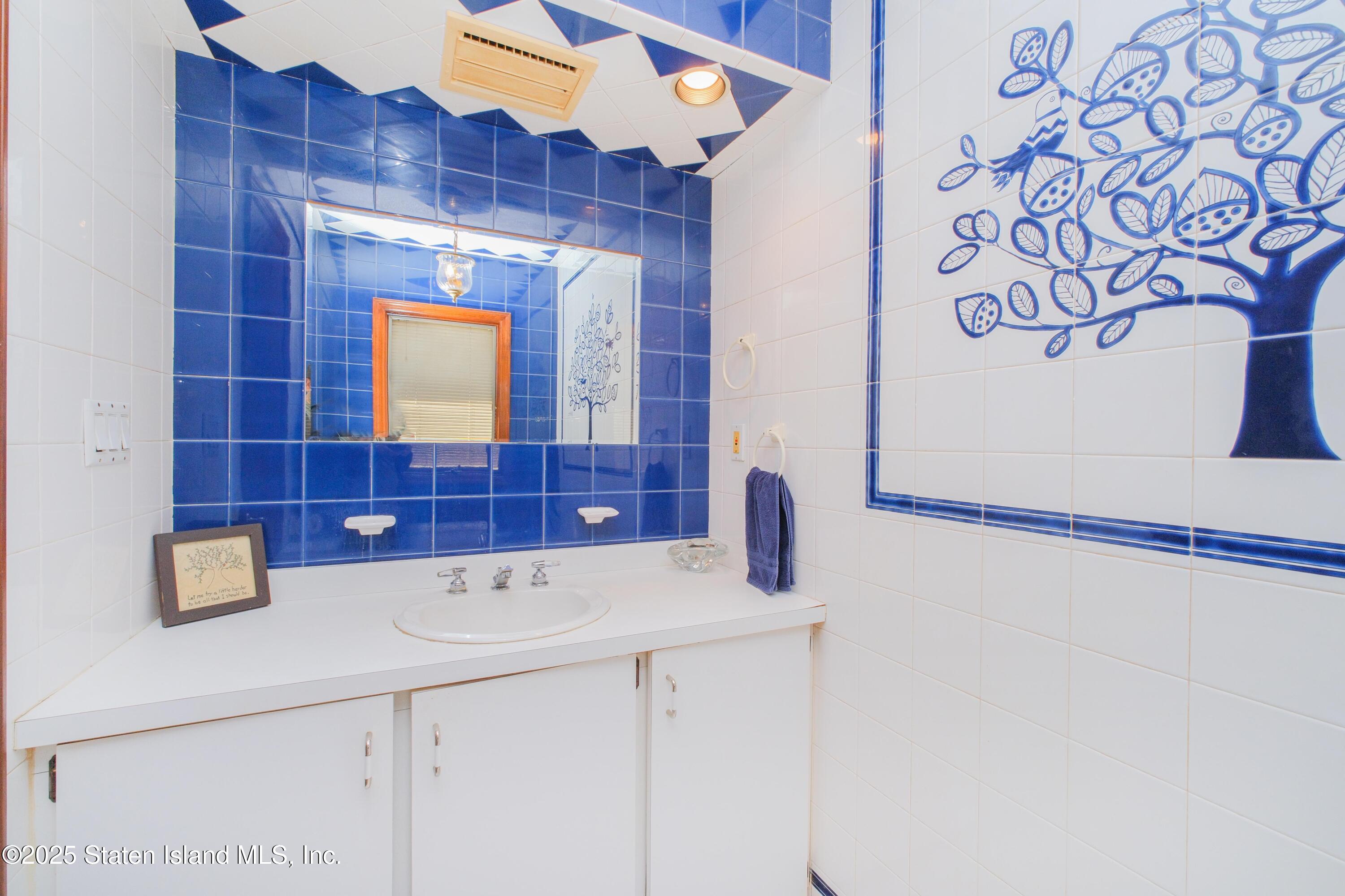 72 Theresa Place, Staten Island, New York image 21