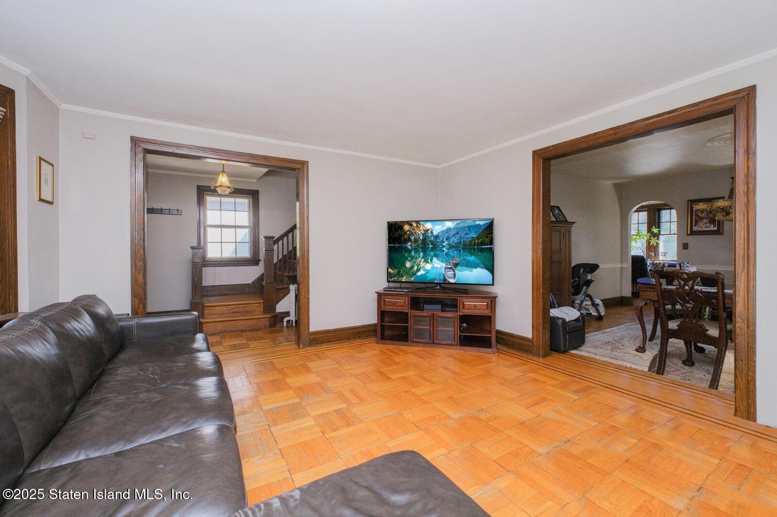72 Theresa Place, Staten Island, New York image 8