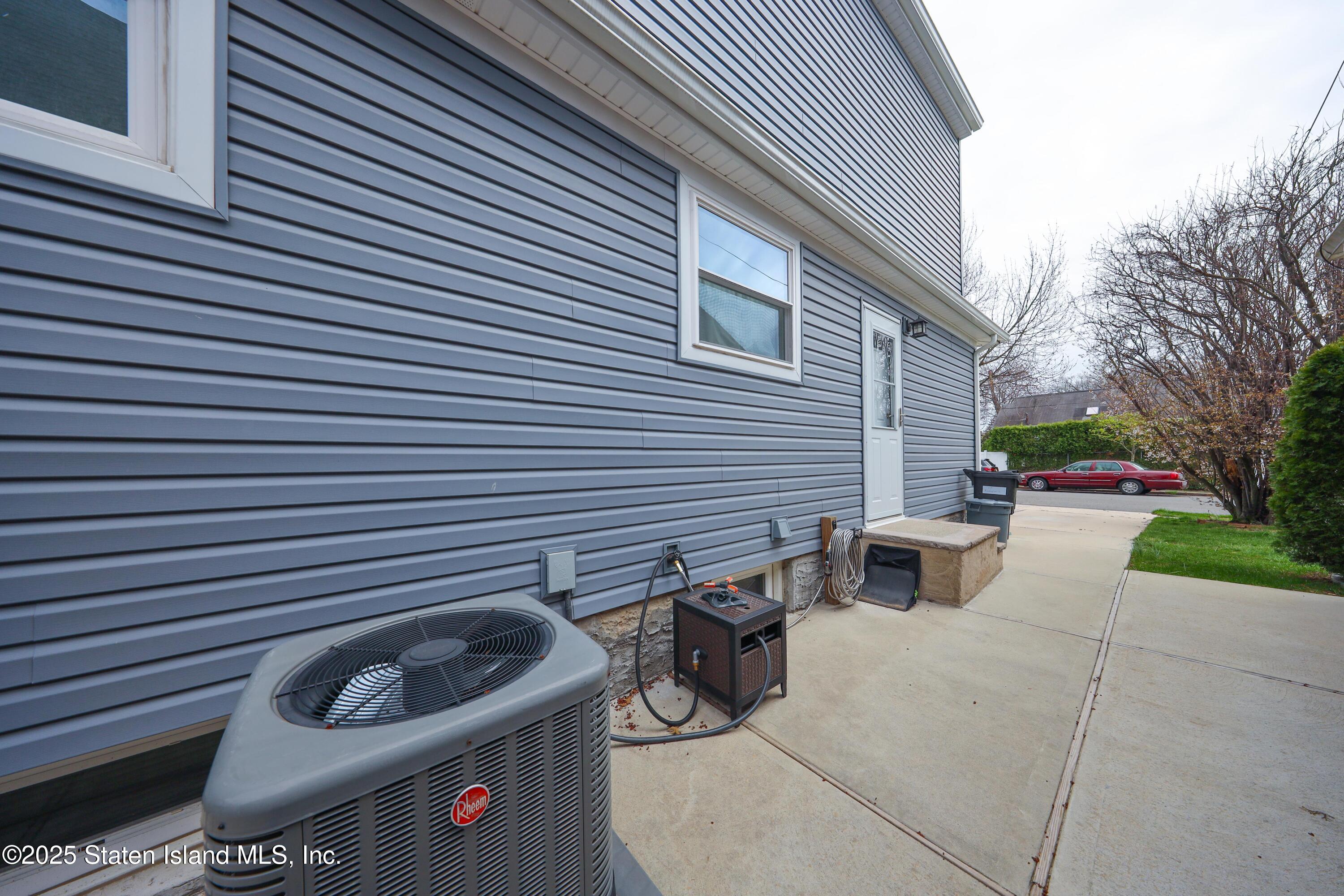 139 Kennington Street, Staten Island, New York image 5