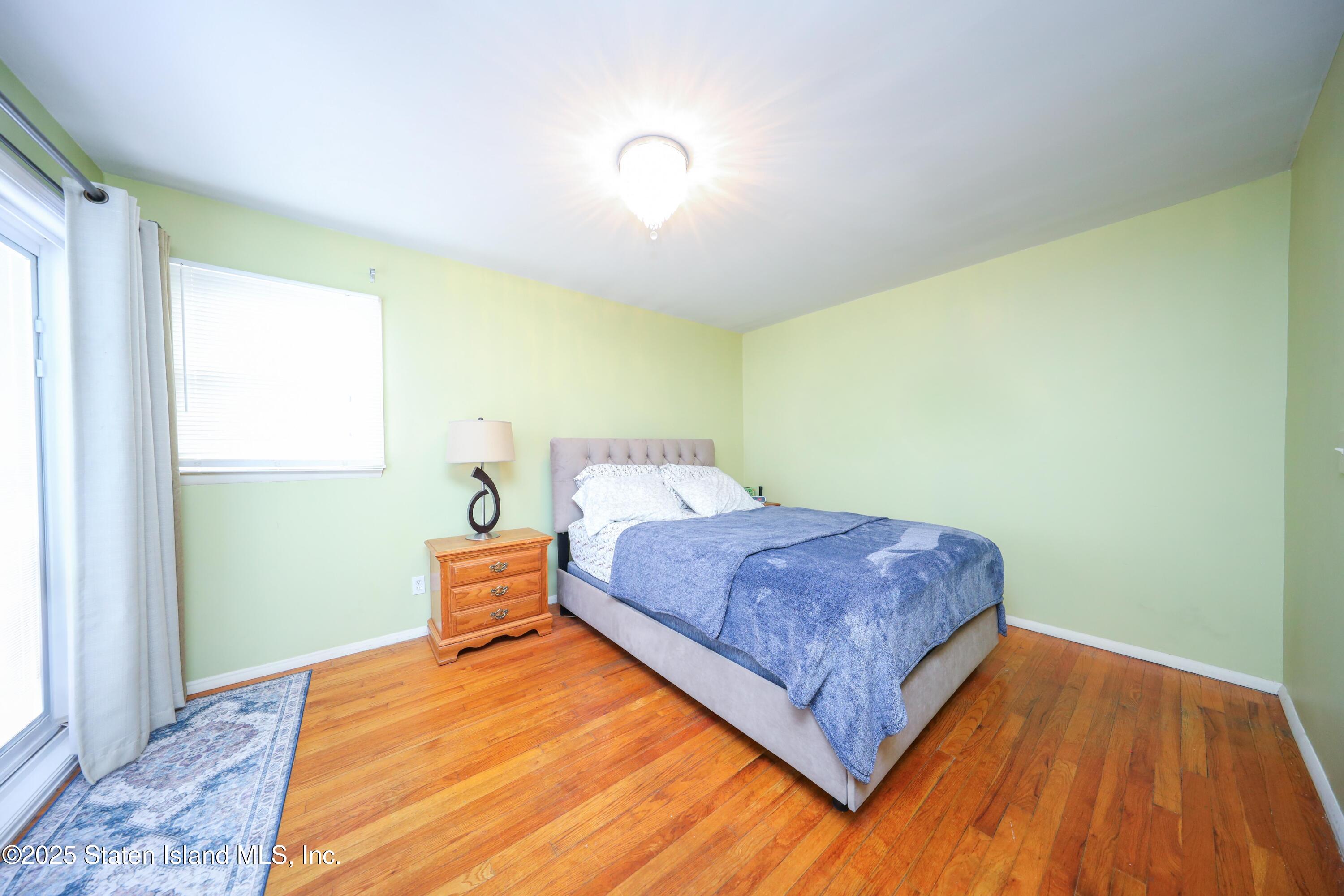 139 Kennington Street, Staten Island, New York image 24