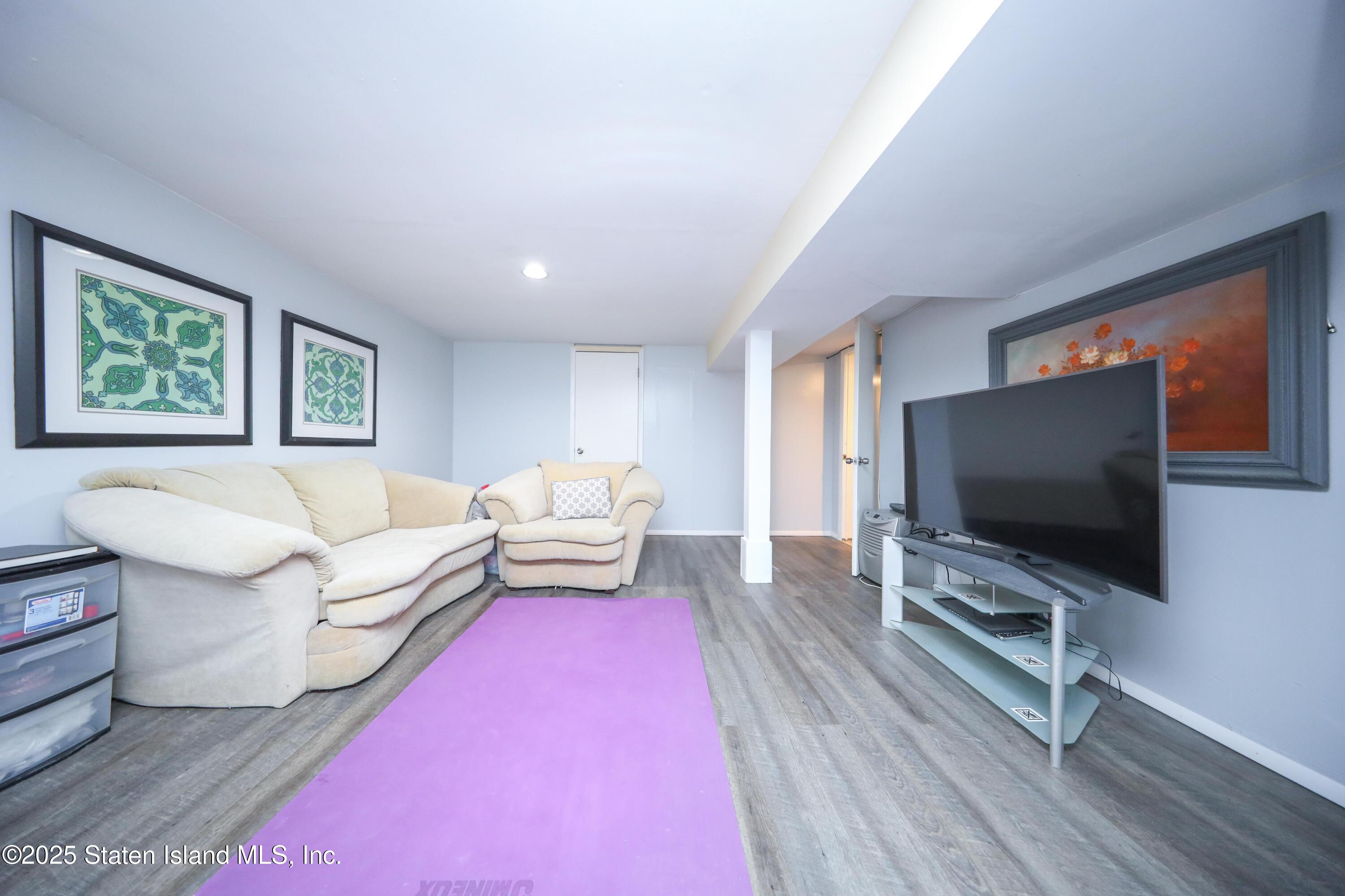 139 Kennington Street, Staten Island, New York image 17