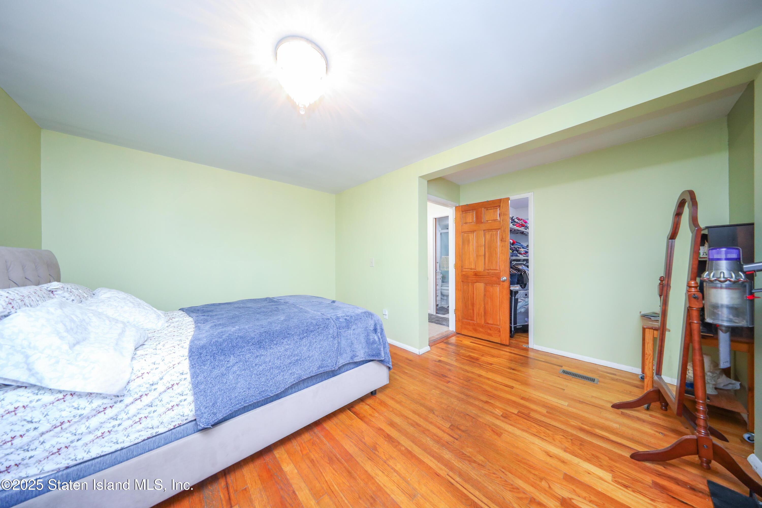 139 Kennington Street, Staten Island, New York image 25