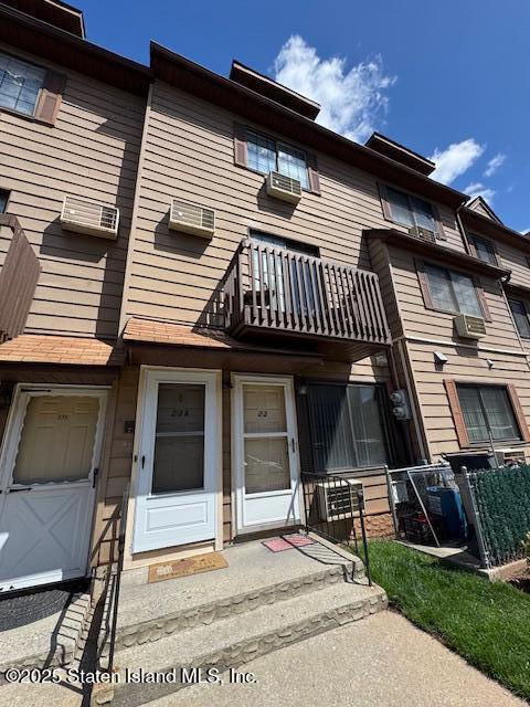 23 Daffodil Lane #A, Staten Island, New York image 3