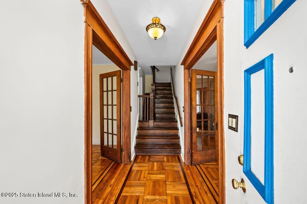 29 Livingston Court, Staten Island, New York image 8