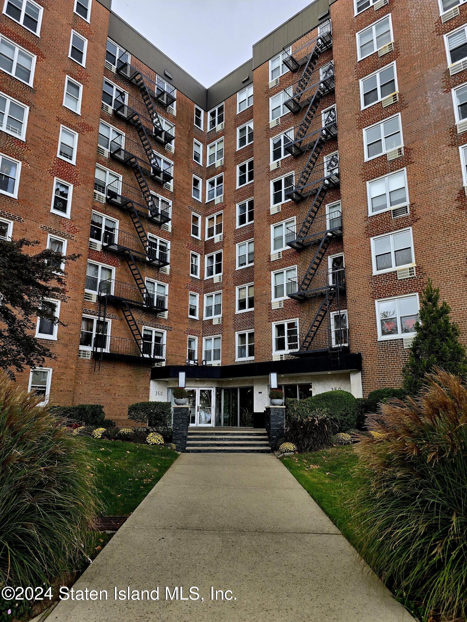 350 Richmond Terrace #5H, Staten Island, New York image 1