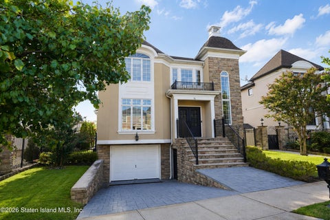 Photo of 76 St. Edward Lane, Staten Island, NY 10309 (MLS # 2604930)