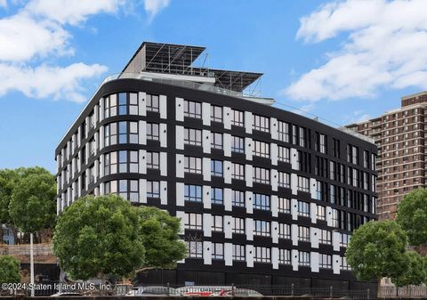 Photo of 5 Stuyvesant Place #4c, Staten Island, NY 10301 (MLS # 2404863)