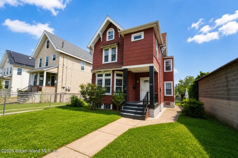 Homes For Sale - 551 Delafield Avenue<br/> Staten Island, NY 10310