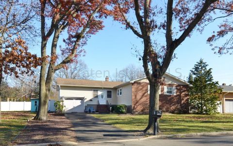 Photo of 7 Steigiel Place, Out of Area, NJ 08872 (MLS # 2402064)