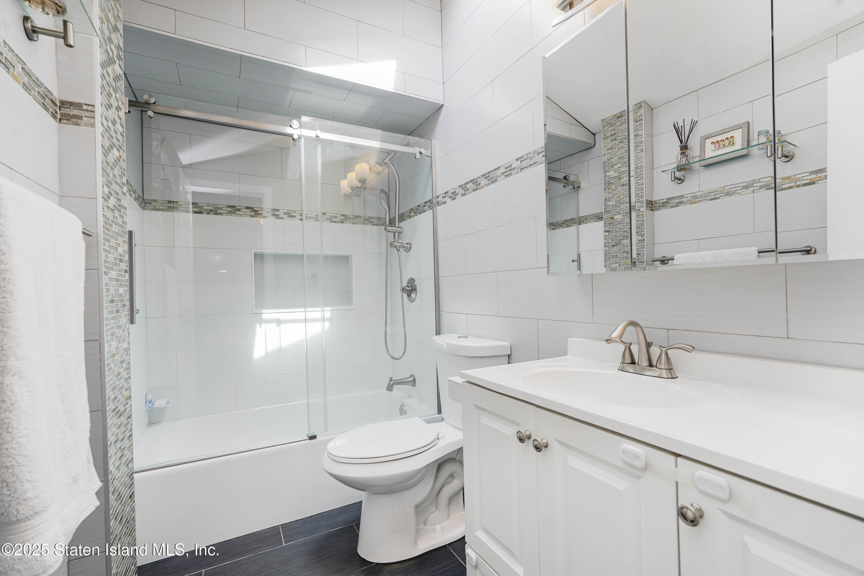 243 St Marys Avenue, Staten Island, New York image 24