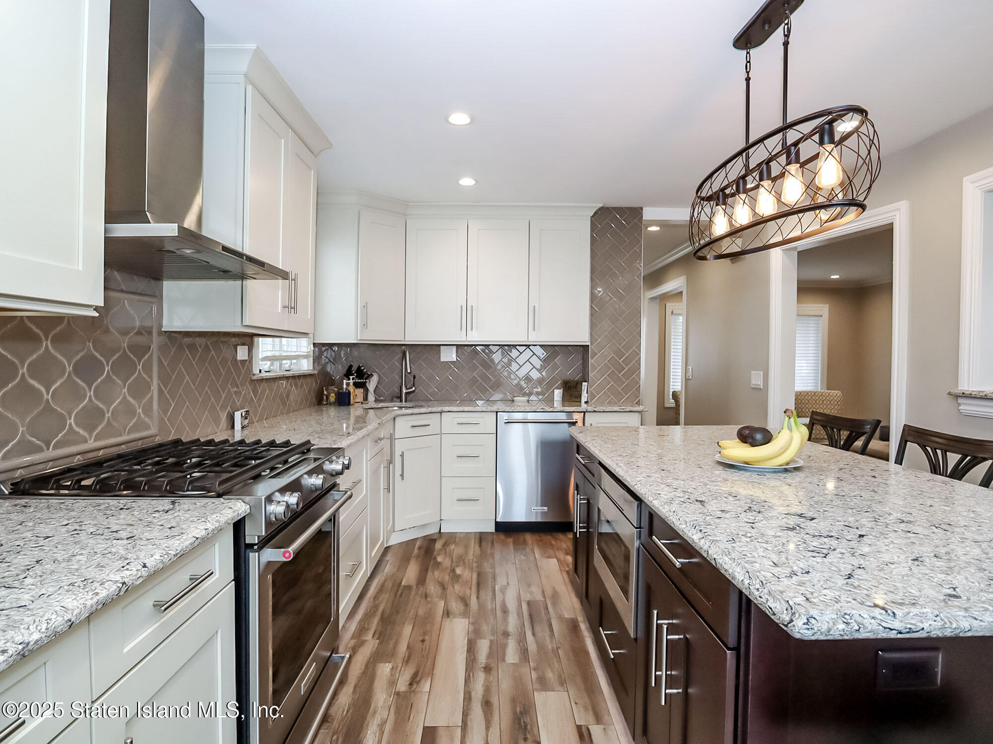 90 Scranton Avenue, Staten Island, New York image 16