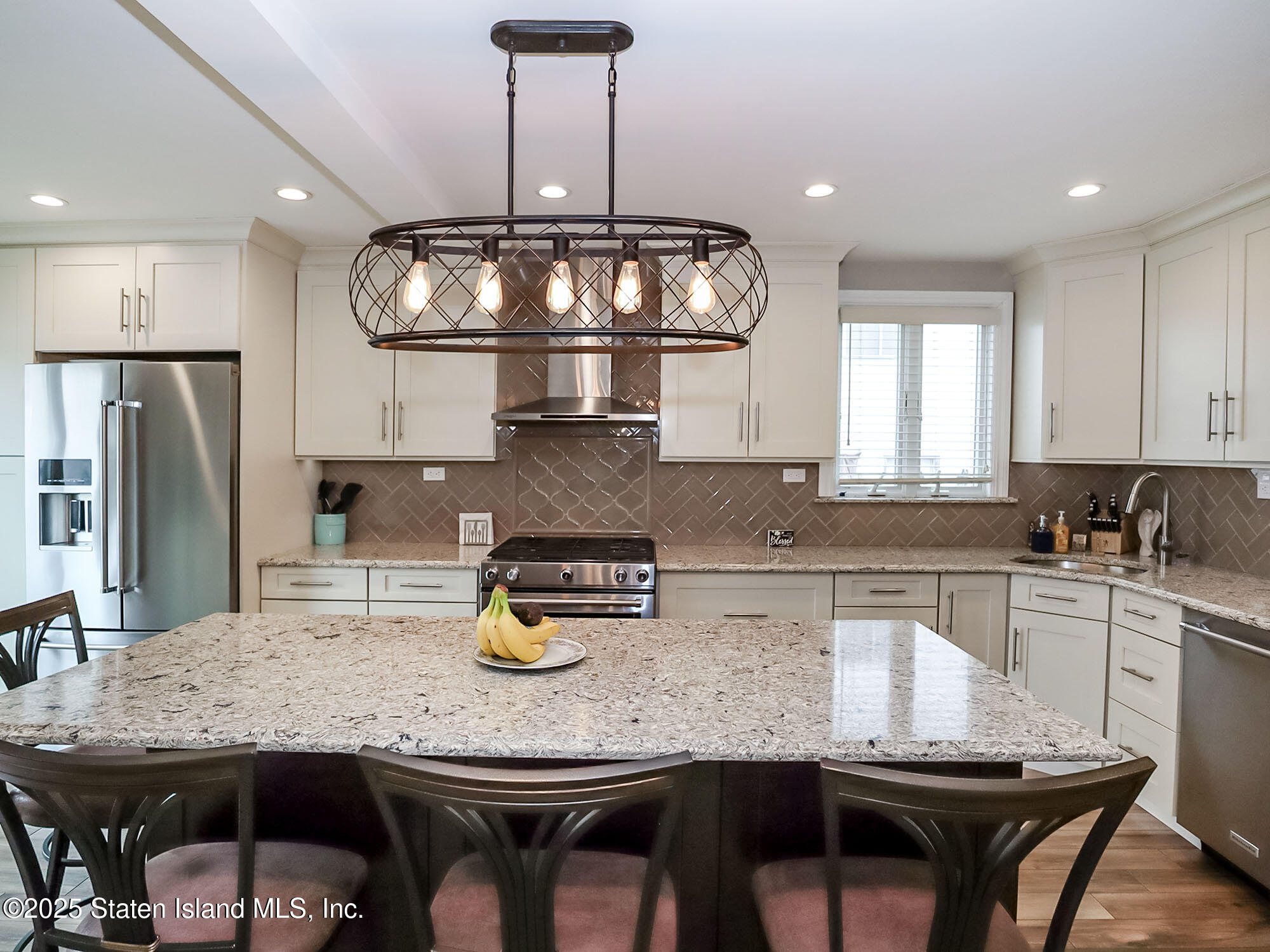 90 Scranton Avenue, Staten Island, New York image 9