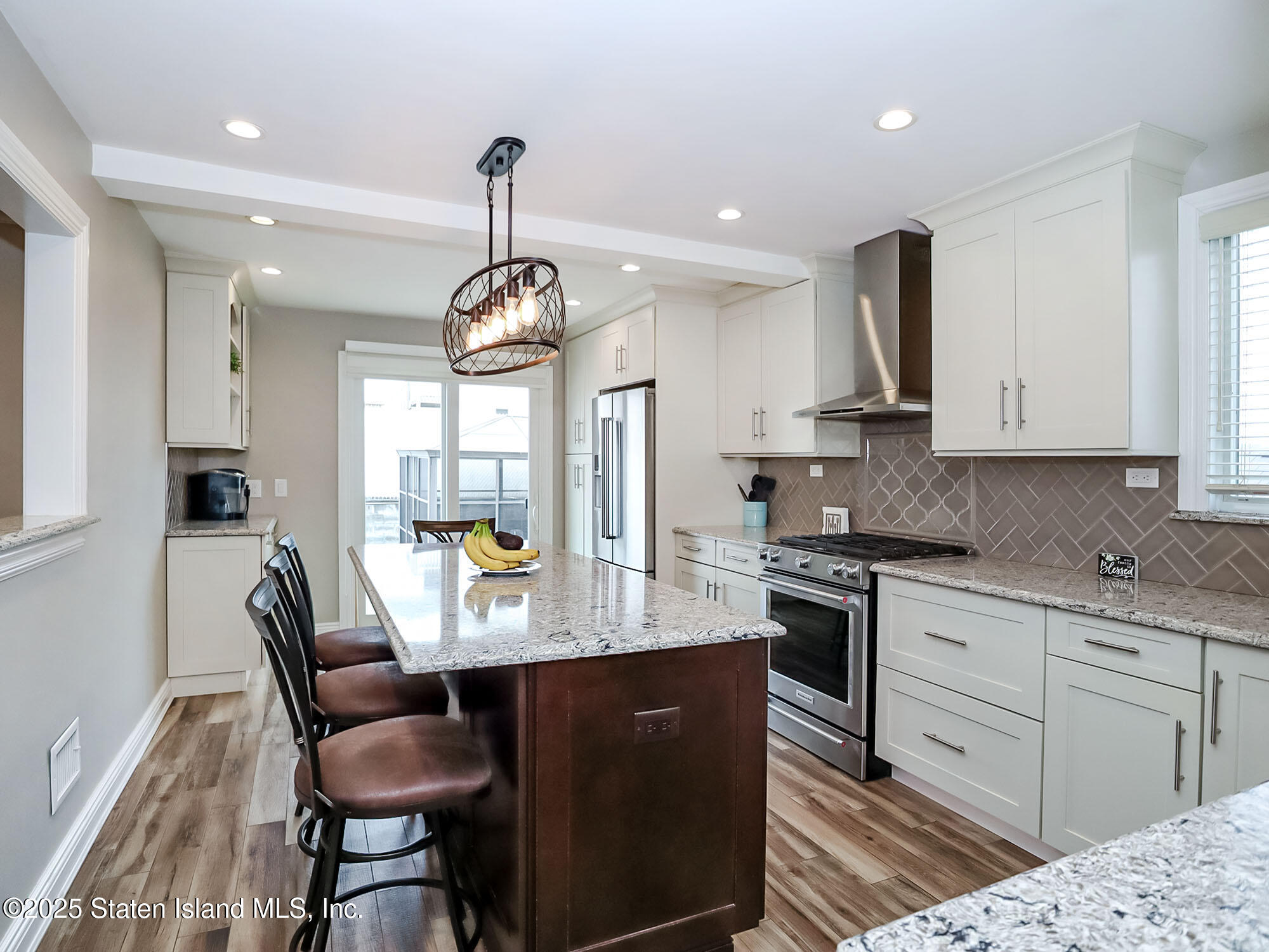 90 Scranton Avenue, Staten Island, New York image 7