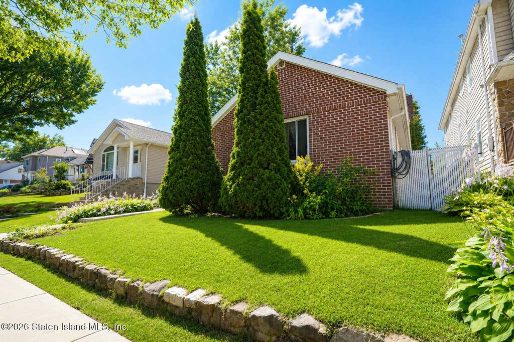 Photo of 97 Hillcrest Street, Staten Island, NY 10308 (MLS # 2603878)