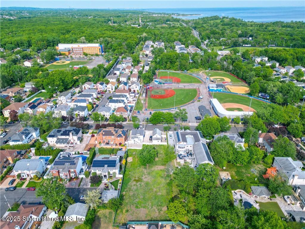 230 Bedell Avenue, Staten Island, New York image 15
