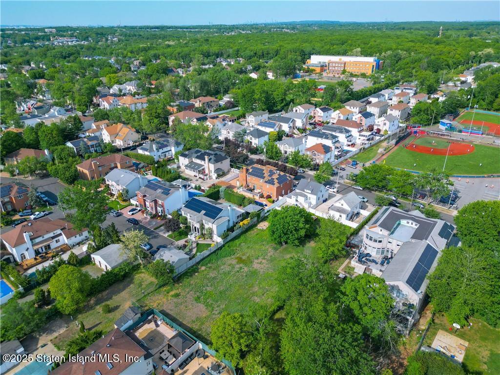 230 Bedell Avenue, Staten Island, New York image 10