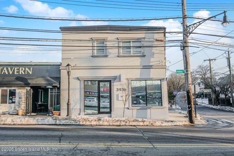 Photo of 3936 Amboy Road, Staten Island, NY 10308 (MLS # 2601029)