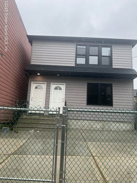 Photo of 46 Laurel Avenue #2, Staten Island, NY 10304 (MLS # 2506742)