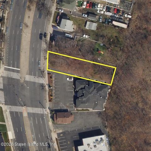 Photo of 0 Richmond Avenue, Staten Island, NY 10314 (MLS # 2601022)