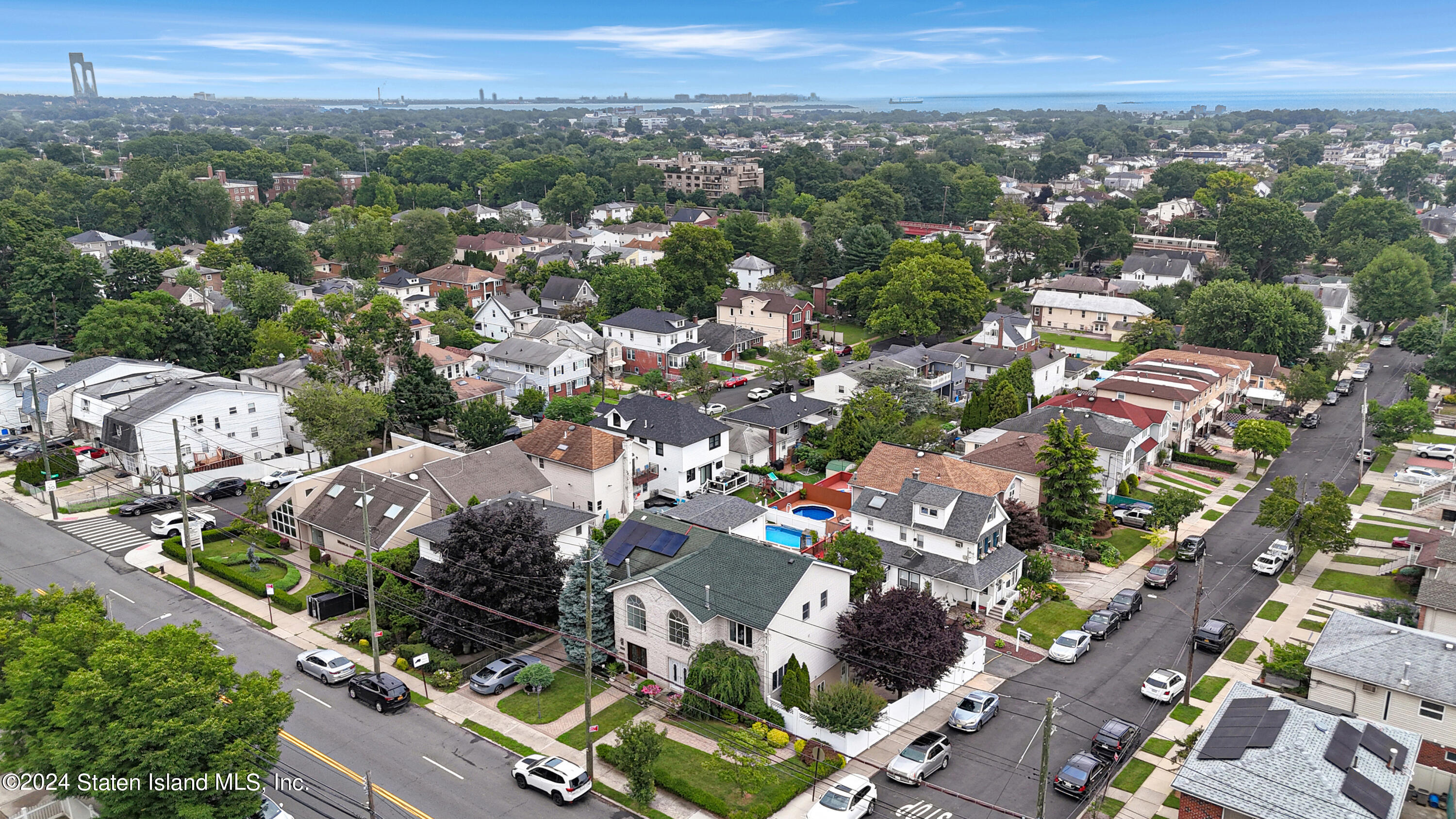1882 Richmond Road, Staten Island, New York image 37