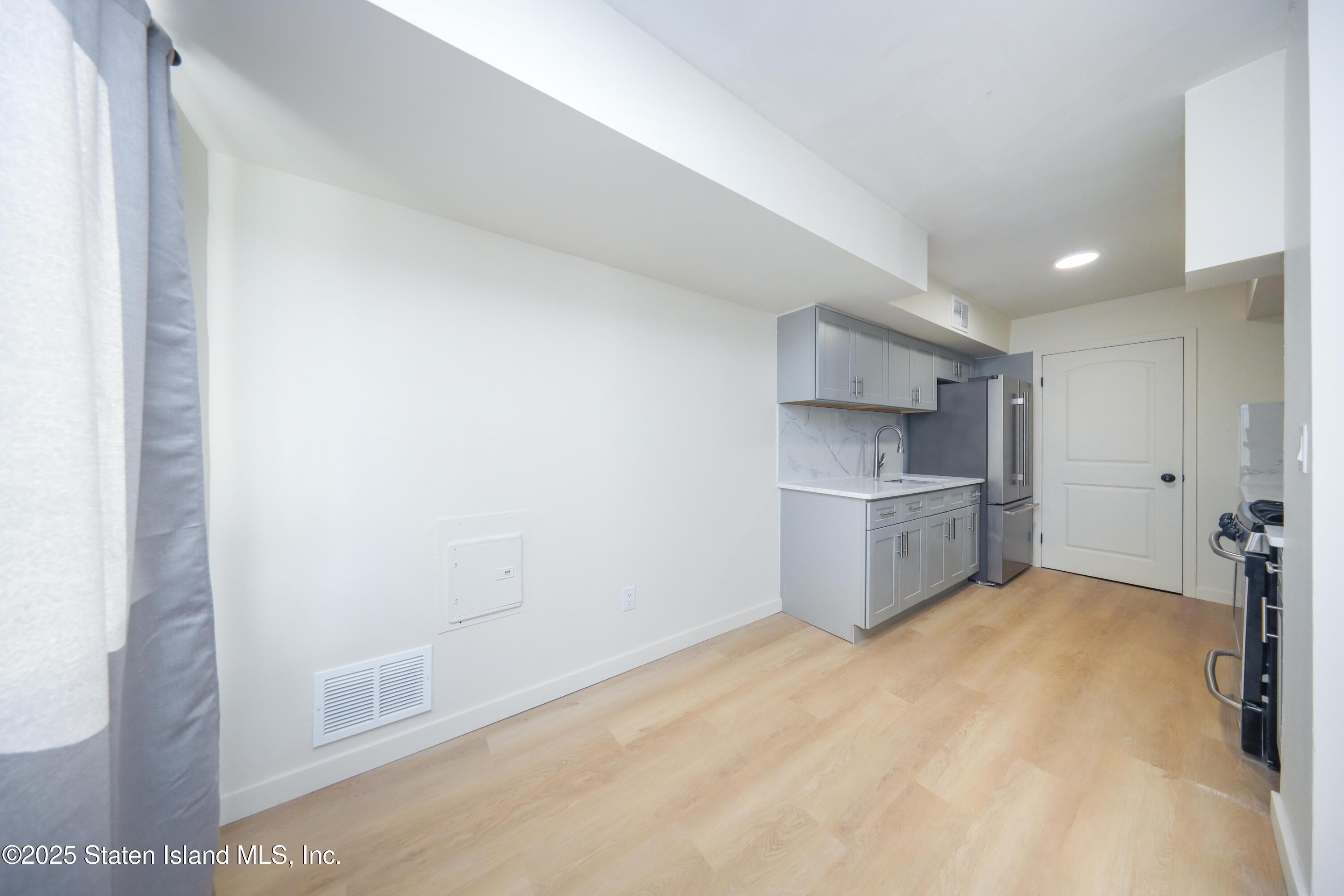 190 Pierce Street #A, Staten Island, New York image 7