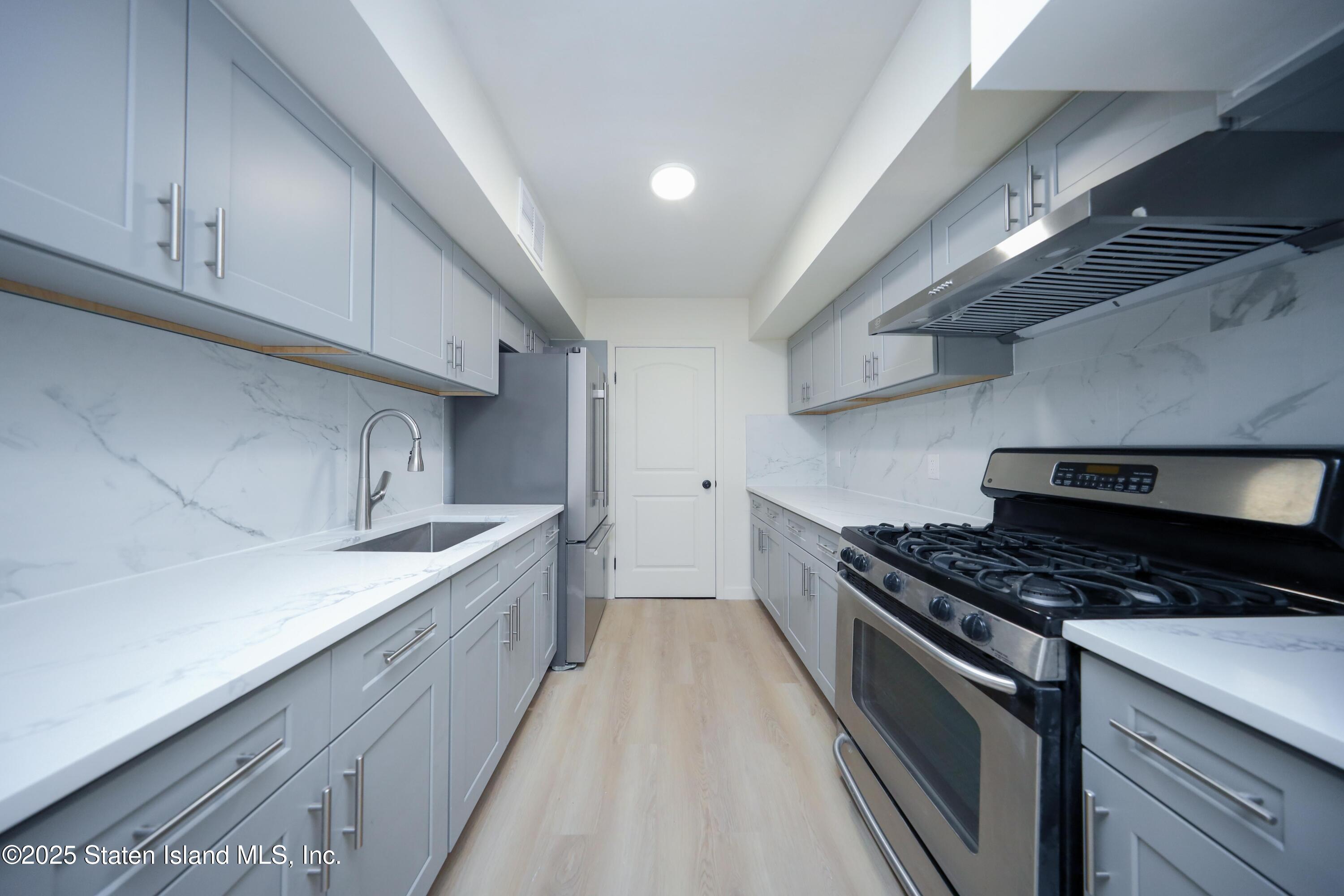 190 Pierce Street #A, Staten Island, New York image 8
