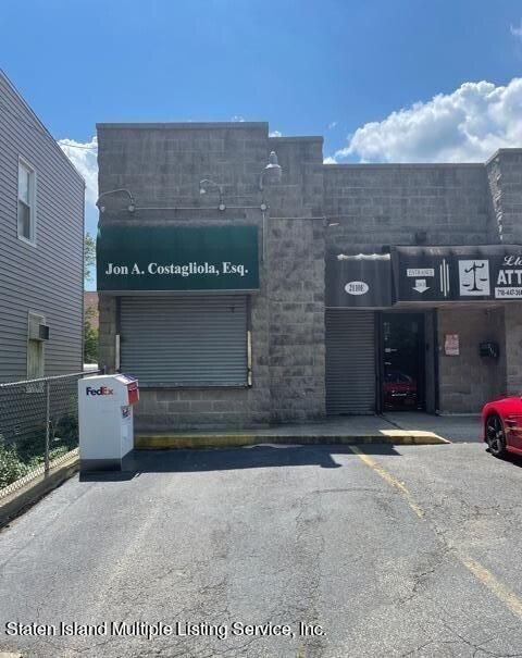 Photo of 2110 Clove Road #E, Staten Island, NY 10305 (MLS # 1164895)