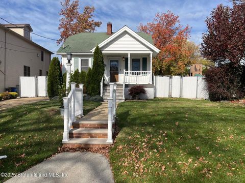 Photo of 45 Outerbridge Avenue, Staten Island, NY 10309 (MLS # 2506516)