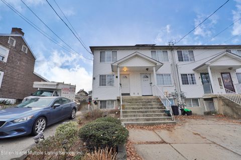 Photo of 24 South Avenue #F, Staten Island, NY 10303 (MLS # 1165328)