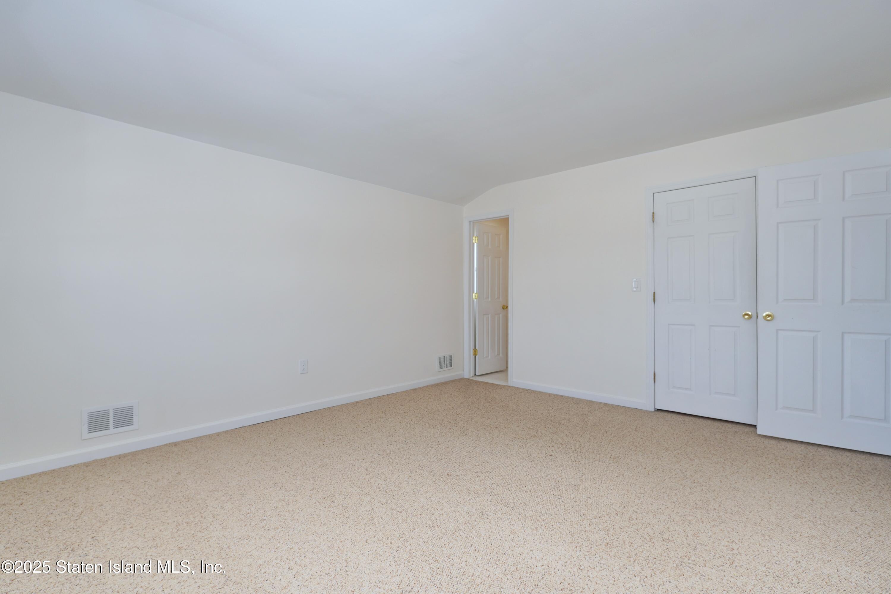 Staten Island, New York 10312, United States, 7 Bedrooms Bedrooms, ,2 BathroomsBathrooms,Residential,Active,2037