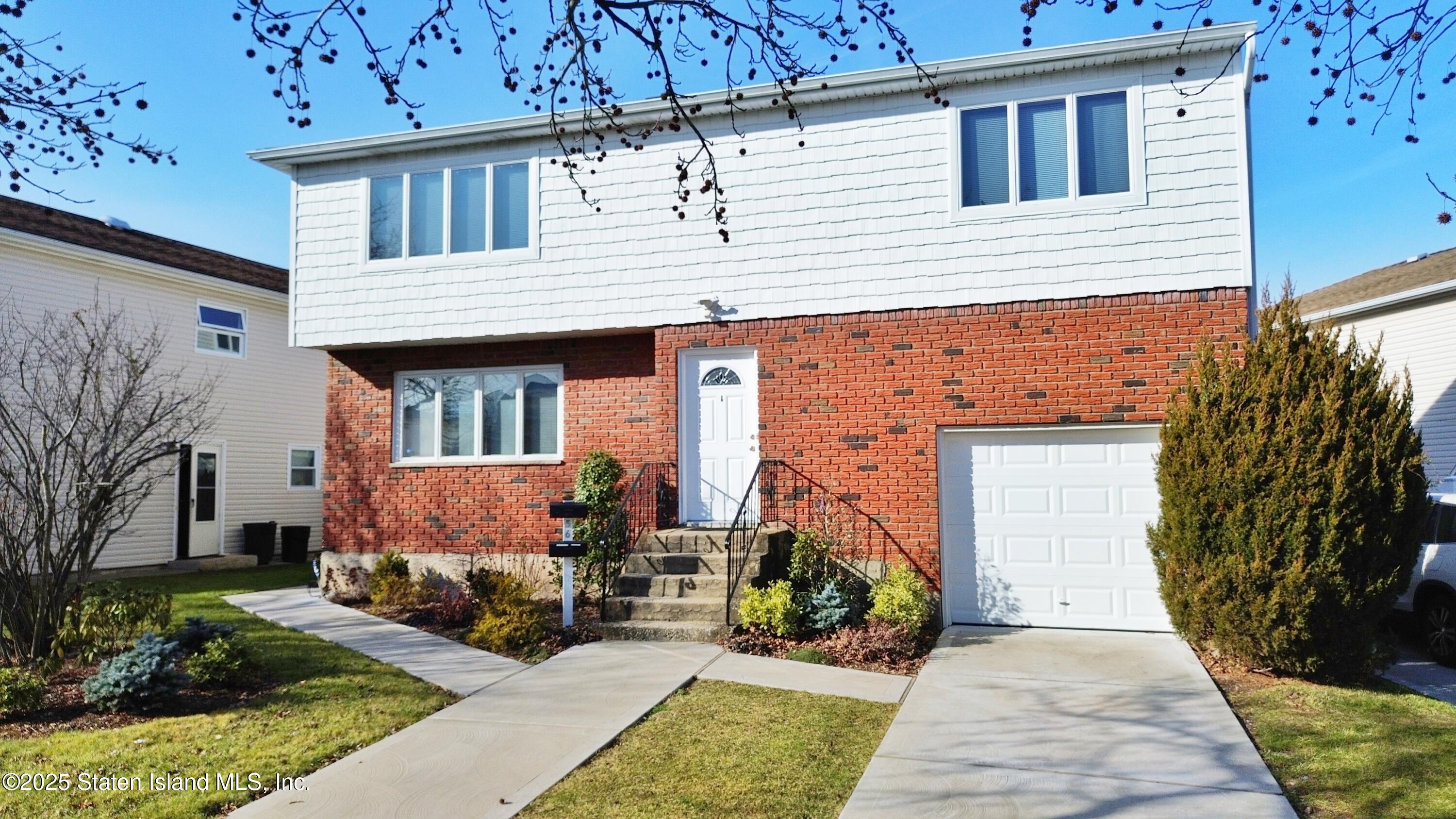 Staten Island, New York 10312, United States, 7 Bedrooms Bedrooms, ,2 BathroomsBathrooms,Residential,Active,2037